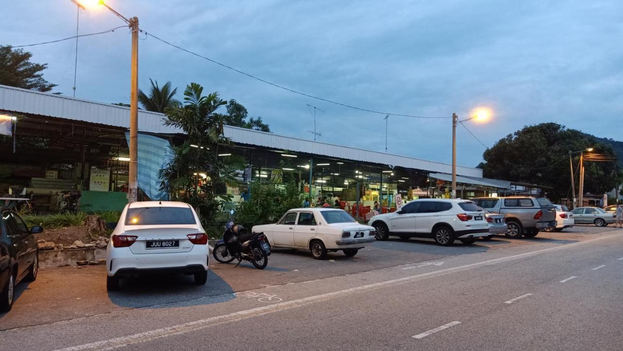 Snoopy Homestay Two Bedroom Batu Pahat Eksteriør bilde