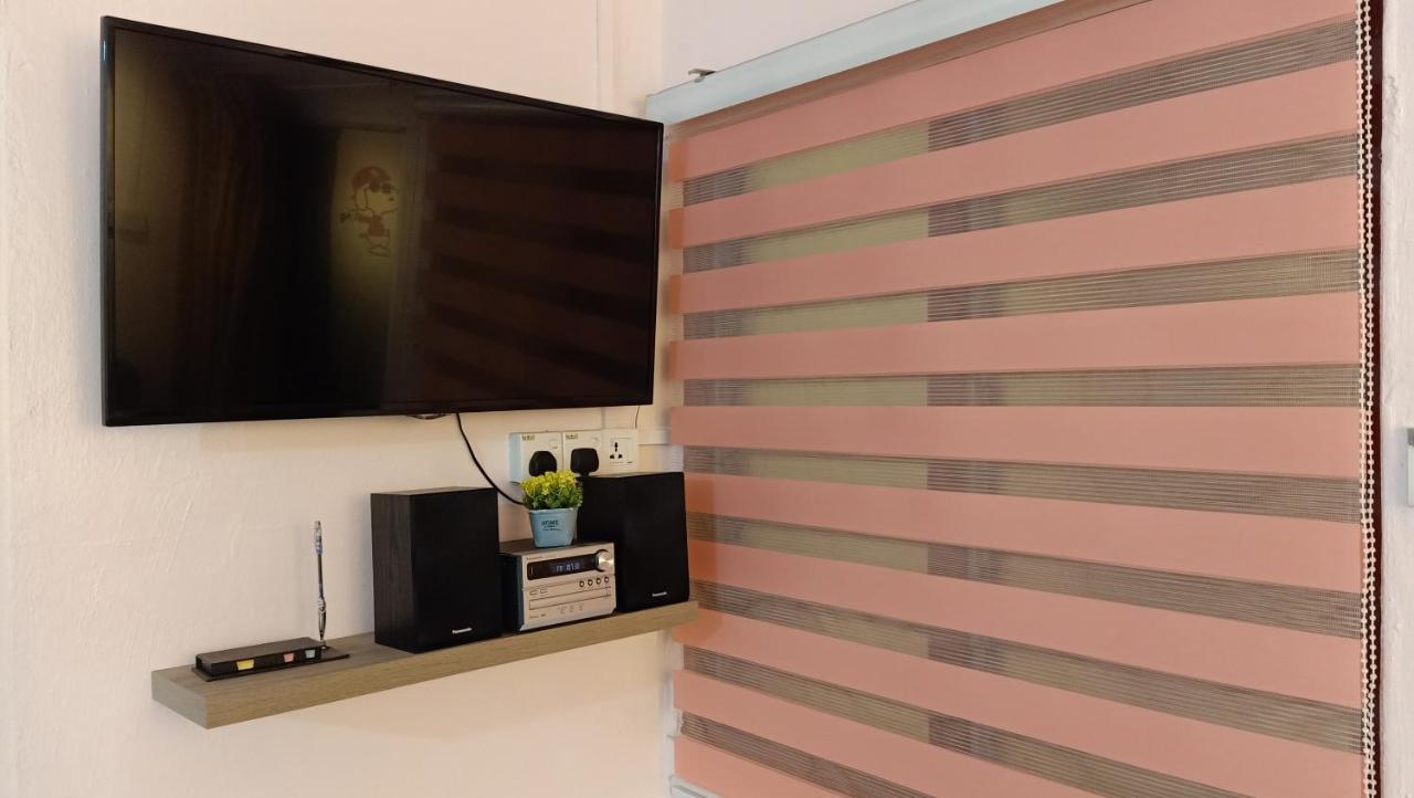 Snoopy Homestay Two Bedroom Batu Pahat Eksteriør bilde