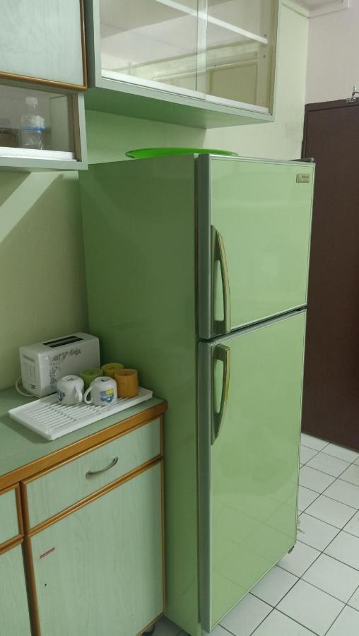 Snoopy Homestay Two Bedroom Batu Pahat Eksteriør bilde